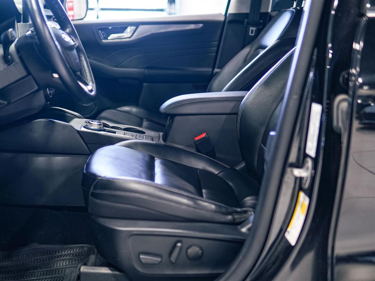 2021 Ford Escape Hybrid TITANIUM PLUG IN HYBRID | NO ACCIDENTS Photo