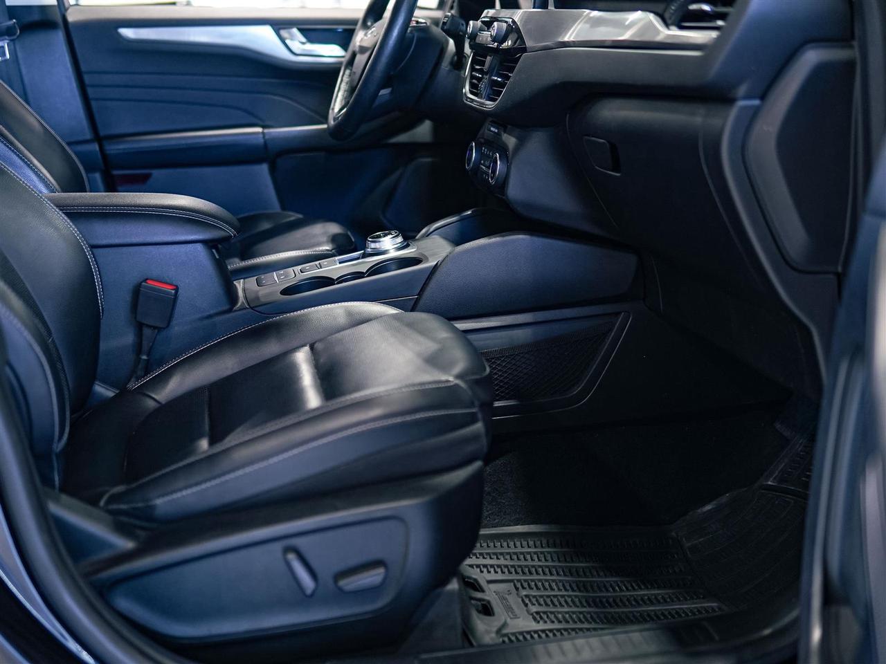 2021 Ford Escape Hybrid TITANIUM PLUG IN HYBRID | NO ACCIDENTS Photo