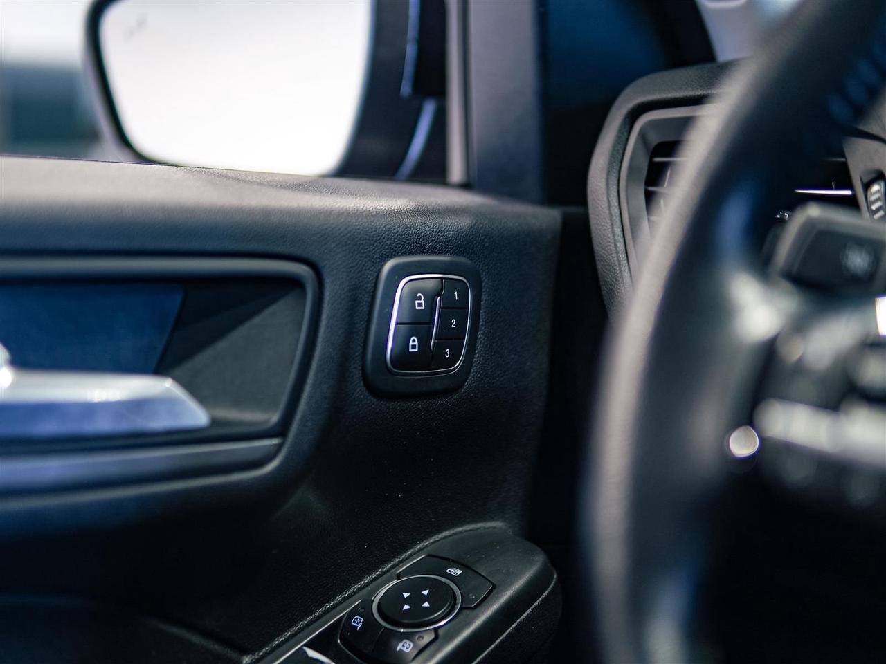 2021 Ford Escape Hybrid TITANIUM PLUG IN HYBRID | NO ACCIDENTS Photo