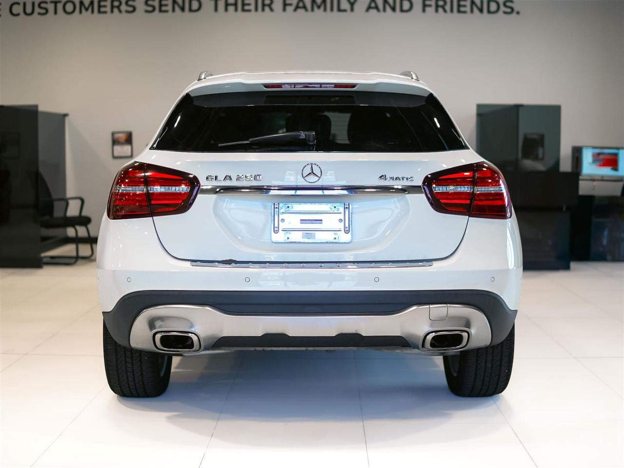 2018 Mercedes-Benz GLA 250 4MATIC | NAV | LEATHER | CAMERA | APP CONNECT Photo