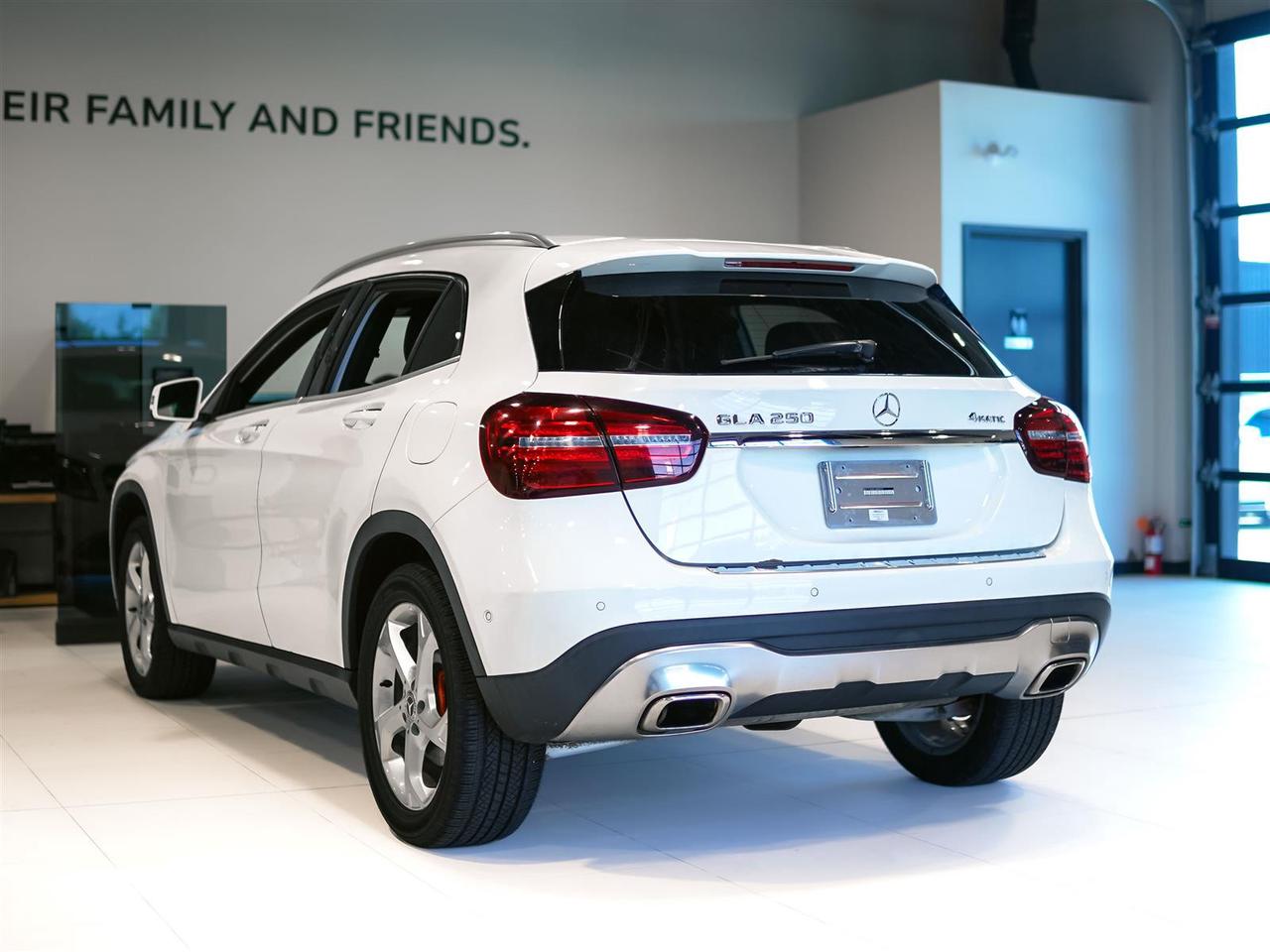 2018 Mercedes-Benz GLA 250 4MATIC | NAV | LEATHER | CAMERA | APP CONNECT Photo