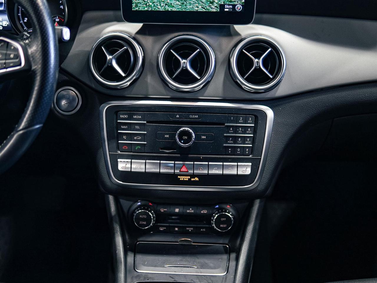 2018 Mercedes-Benz GLA 250 4MATIC | NAV | LEATHER | CAMERA | APP CONNECT Photo