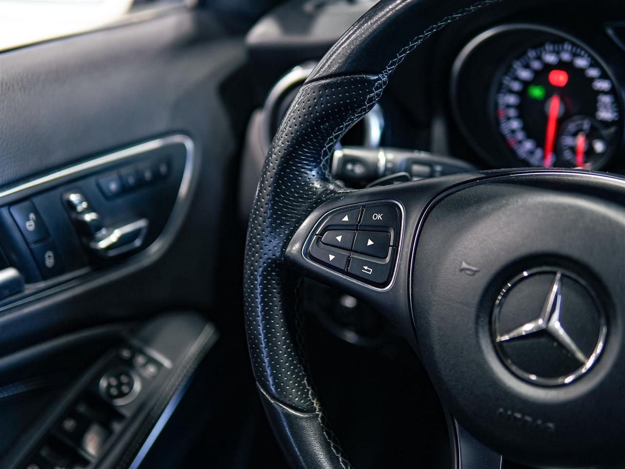 2018 Mercedes-Benz GLA 250 4MATIC | NAV | LEATHER | CAMERA | APP CONNECT Photo