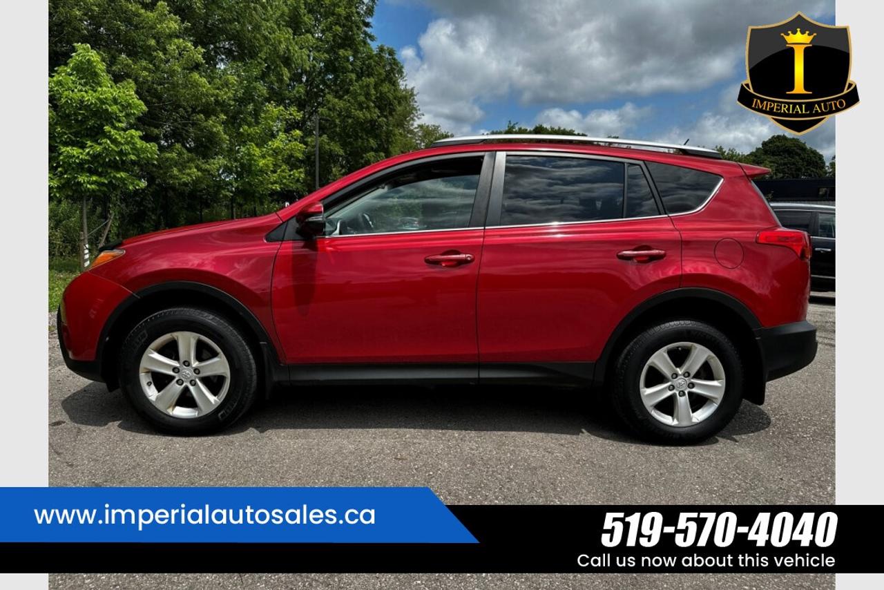 2013 Toyota RAV4 XLE-LOW KILOMETERS Photo