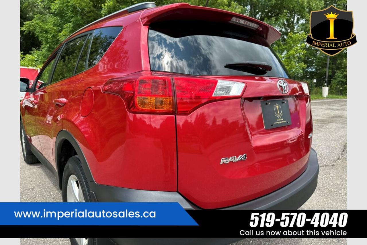 2013 Toyota RAV4 XLE-LOW KILOMETERS Photo