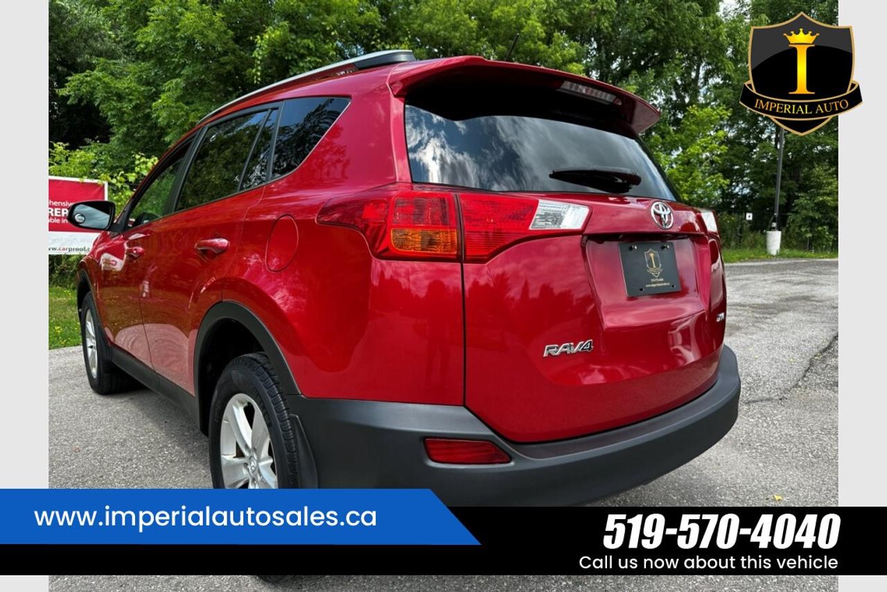2013 Toyota RAV4 XLE-LOW KILOMETERS Photo