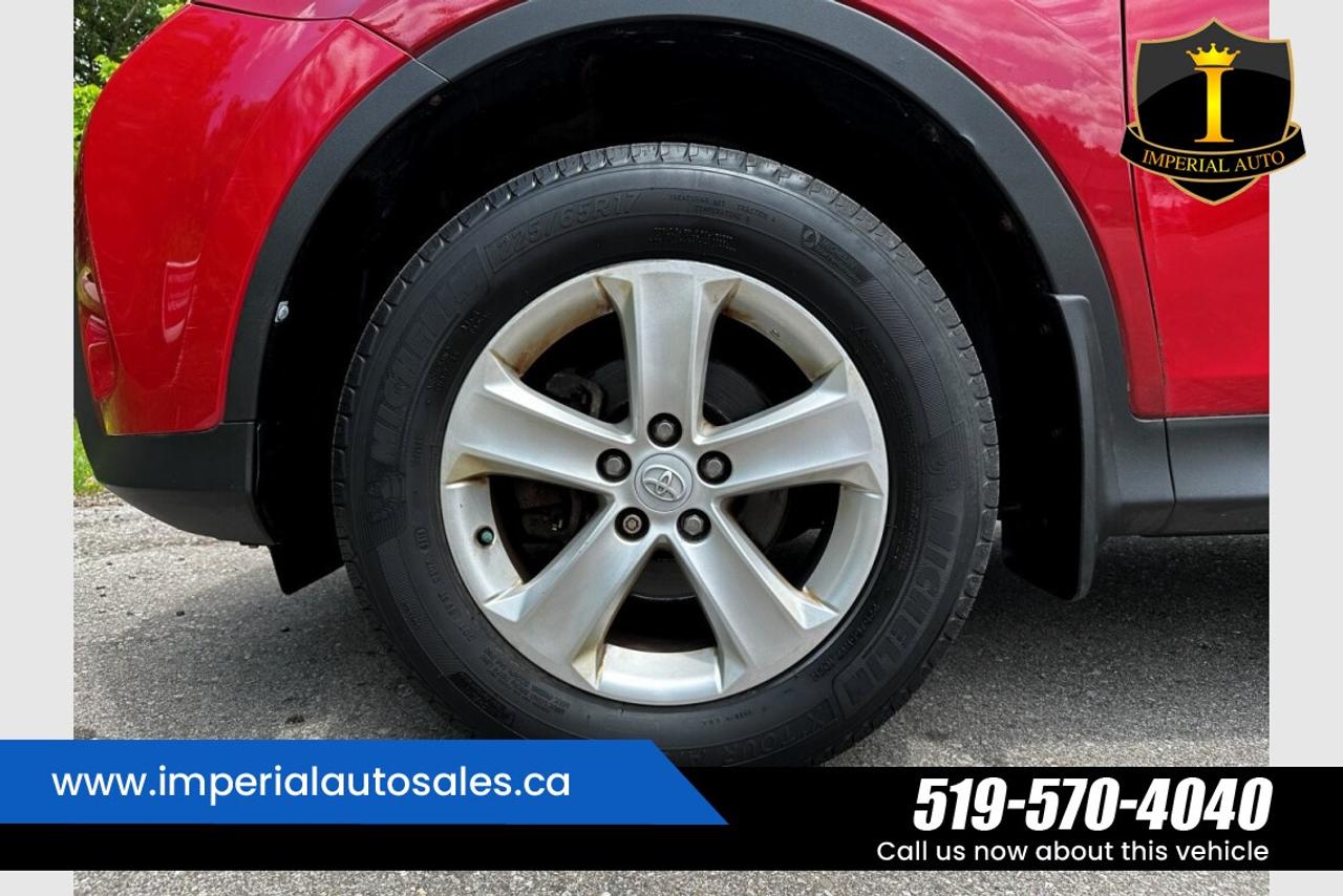 2013 Toyota RAV4 XLE-LOW KILOMETERS Photo