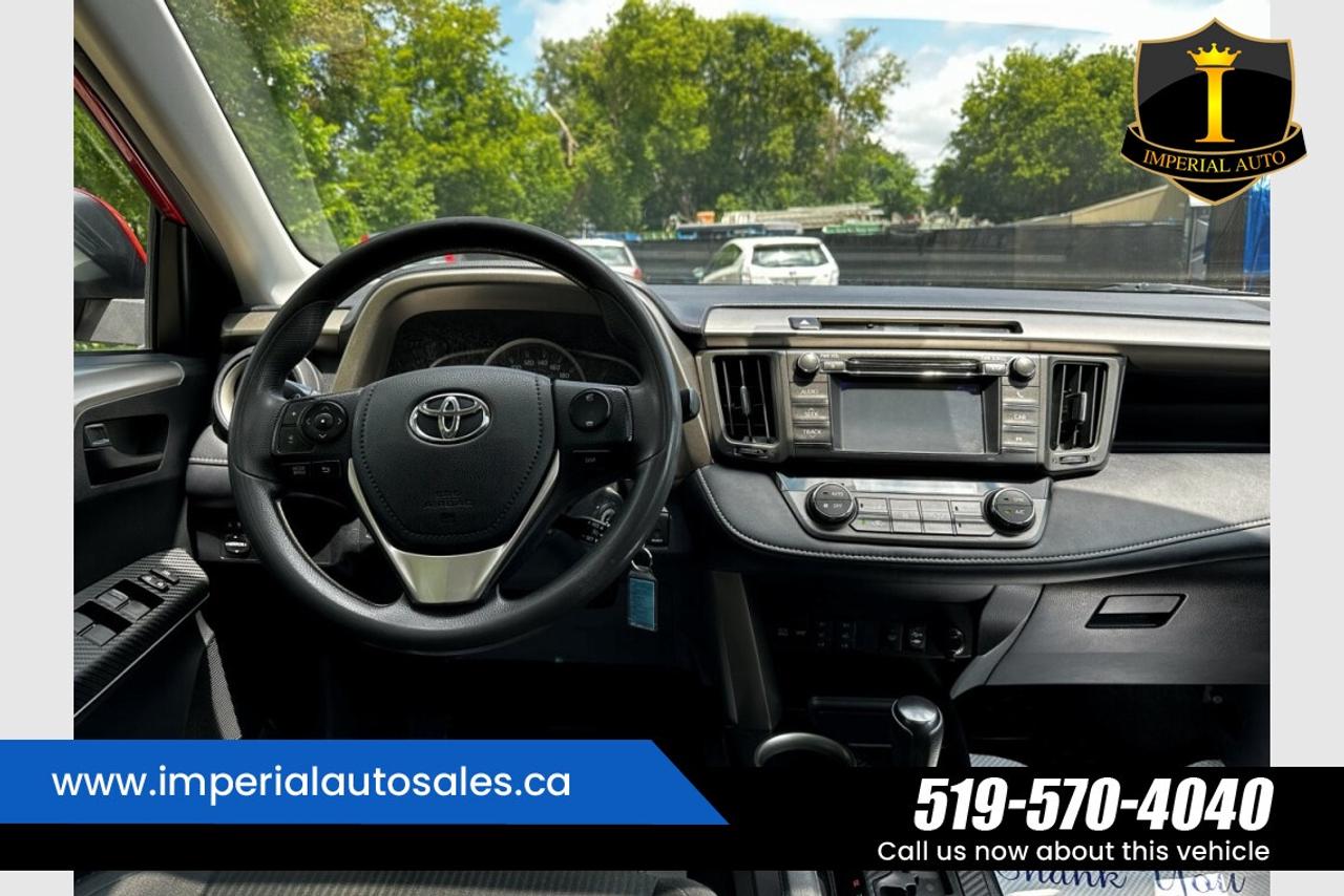 2013 Toyota RAV4 XLE-LOW KILOMETERS Photo