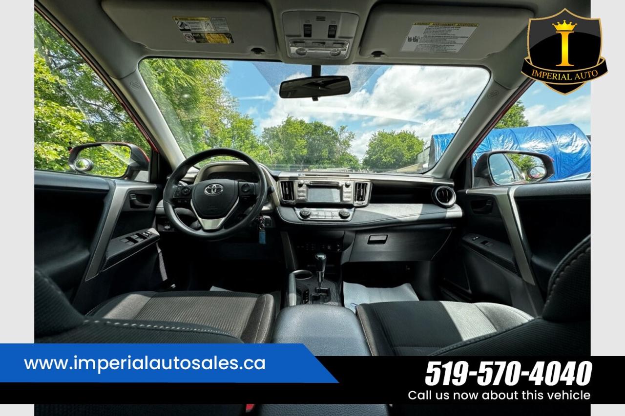 2013 Toyota RAV4 XLE-LOW KILOMETERS Photo