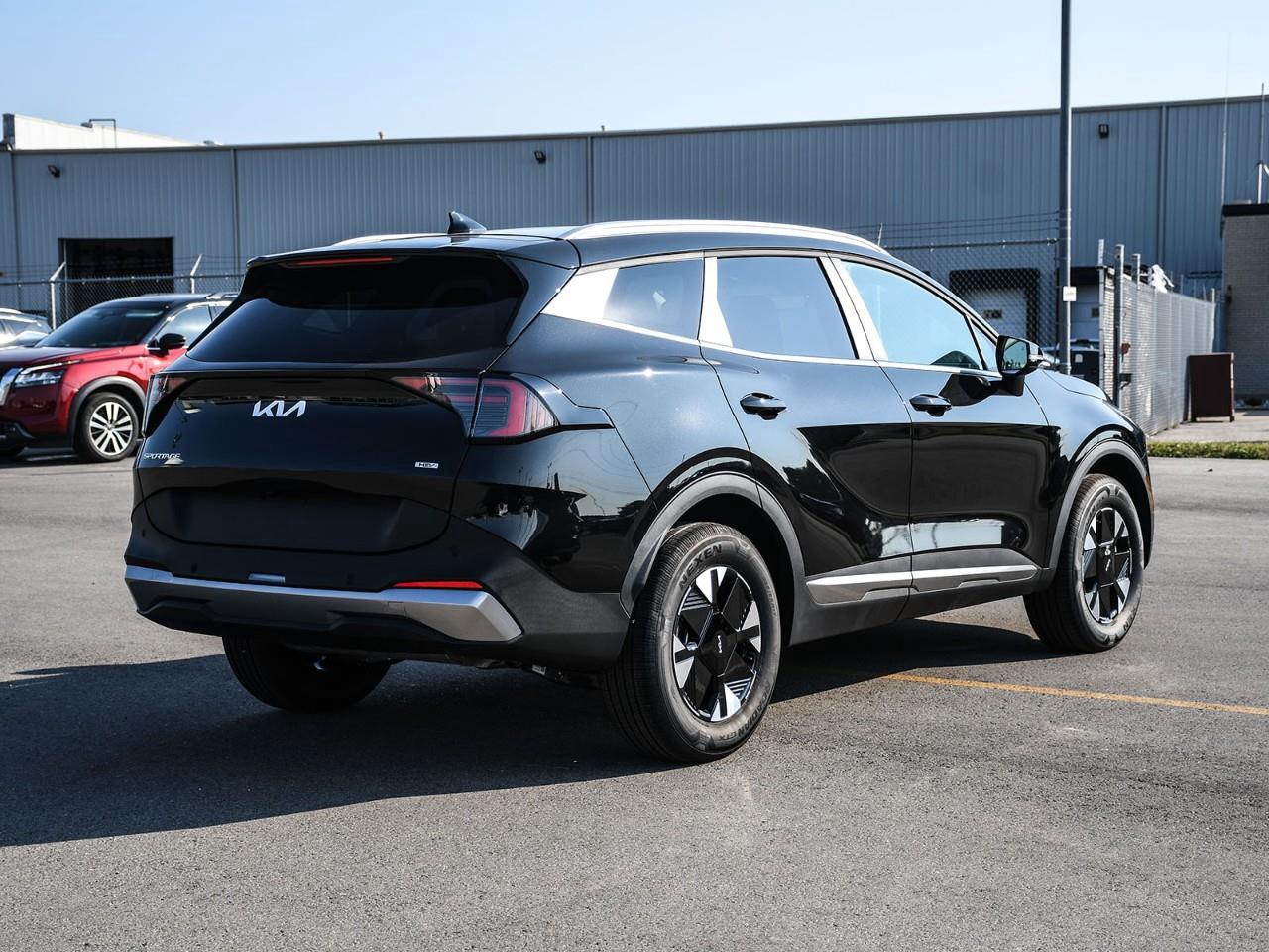 2027 Kia Sportage Hybrid 2027 Kia Sportage Hybrid – EX AWD | Stock #LKSP00776 Photo