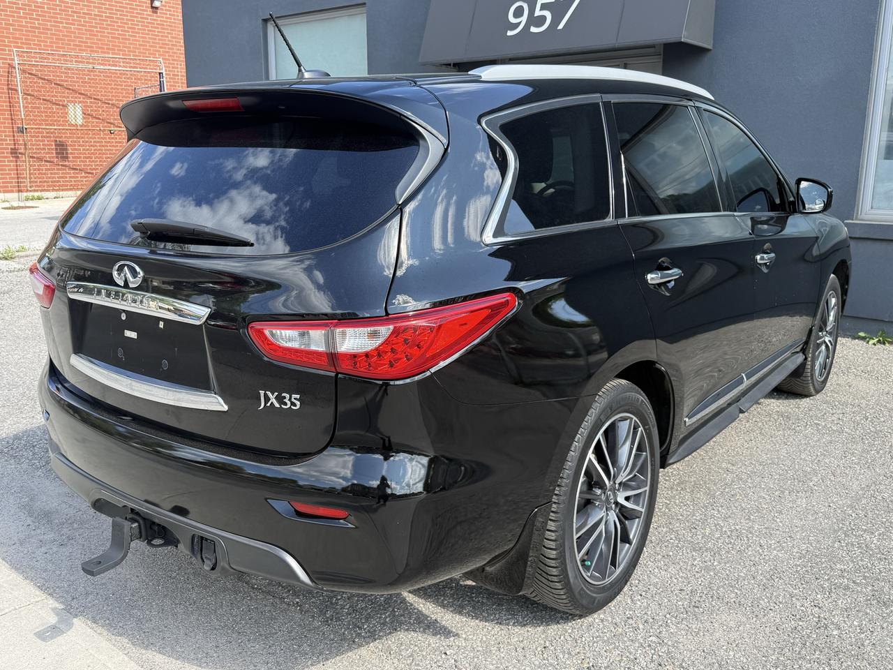 2013 Infiniti JX35  Photo
