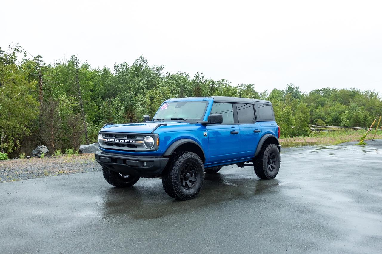 2022 Ford Bronco 