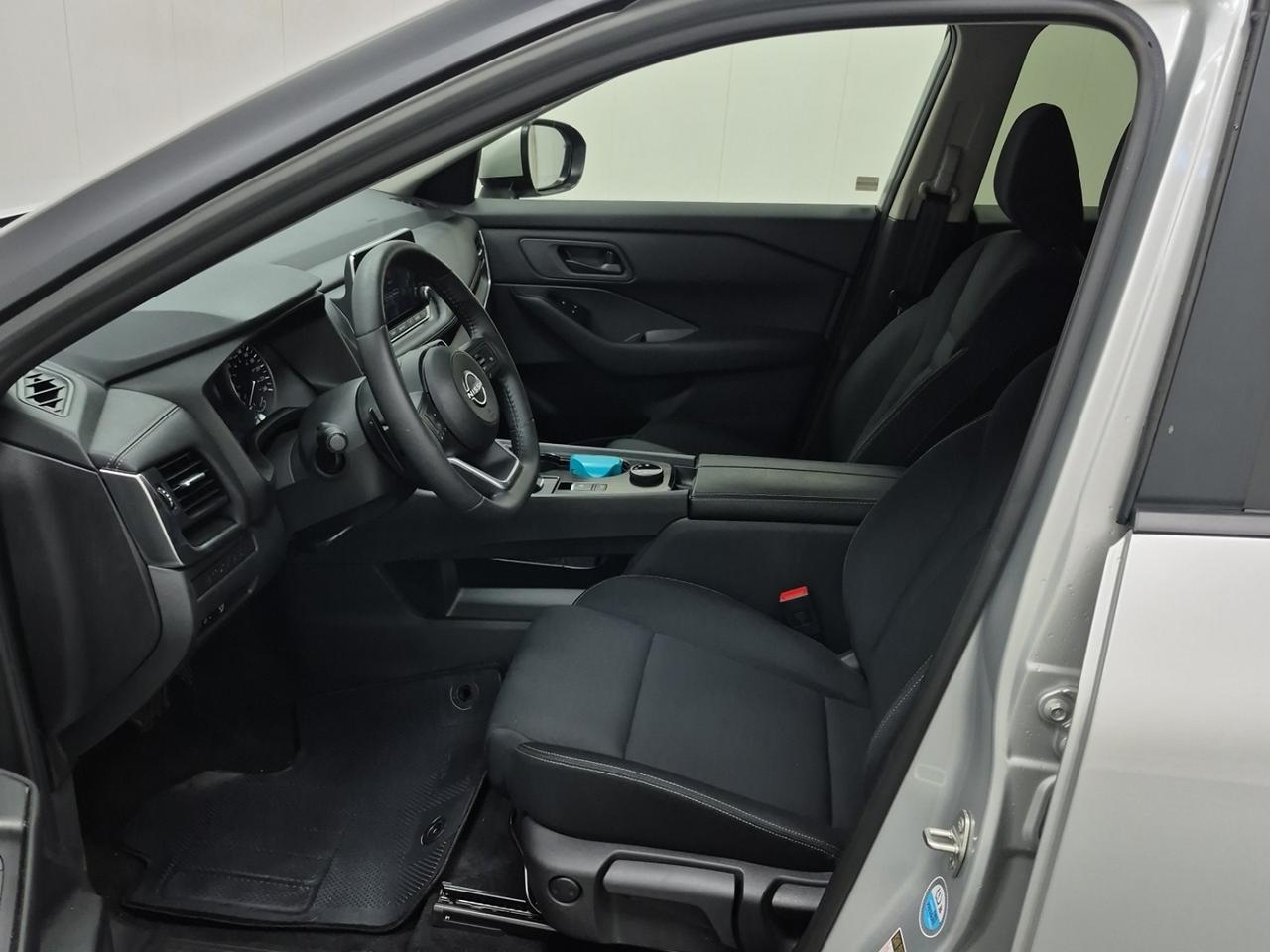 2024 Nissan Rogue AWD S Photo