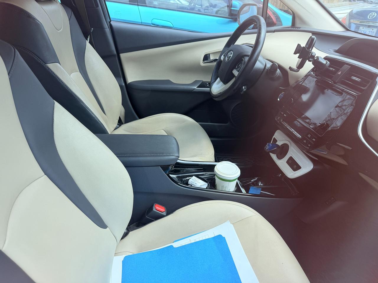 2018 Toyota Prius TECHNOLOGY Photo