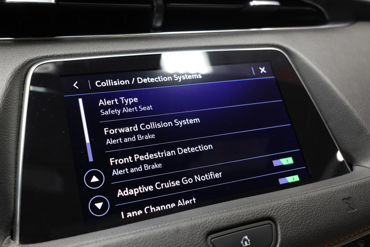 2019 Cadillac XT4 AWD Sport NO ACCIDENTS| CARPLAY|PANO Photo