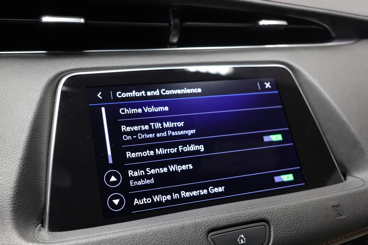 2019 Cadillac XT4 AWD Sport NO ACCIDENTS| CARPLAY|PANO Photo