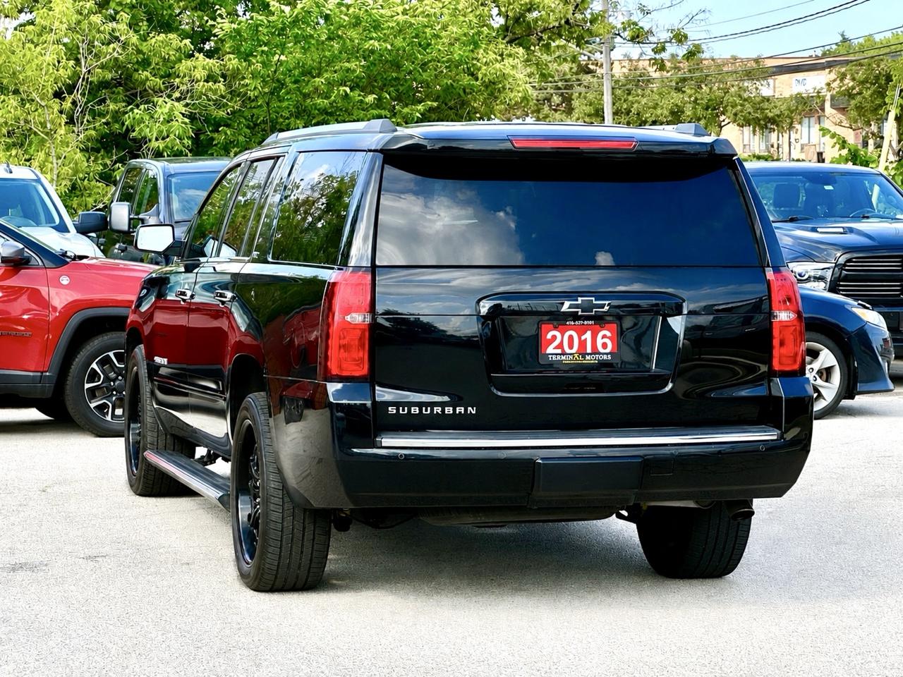 2016 Chevrolet Suburban LTZ Photo4