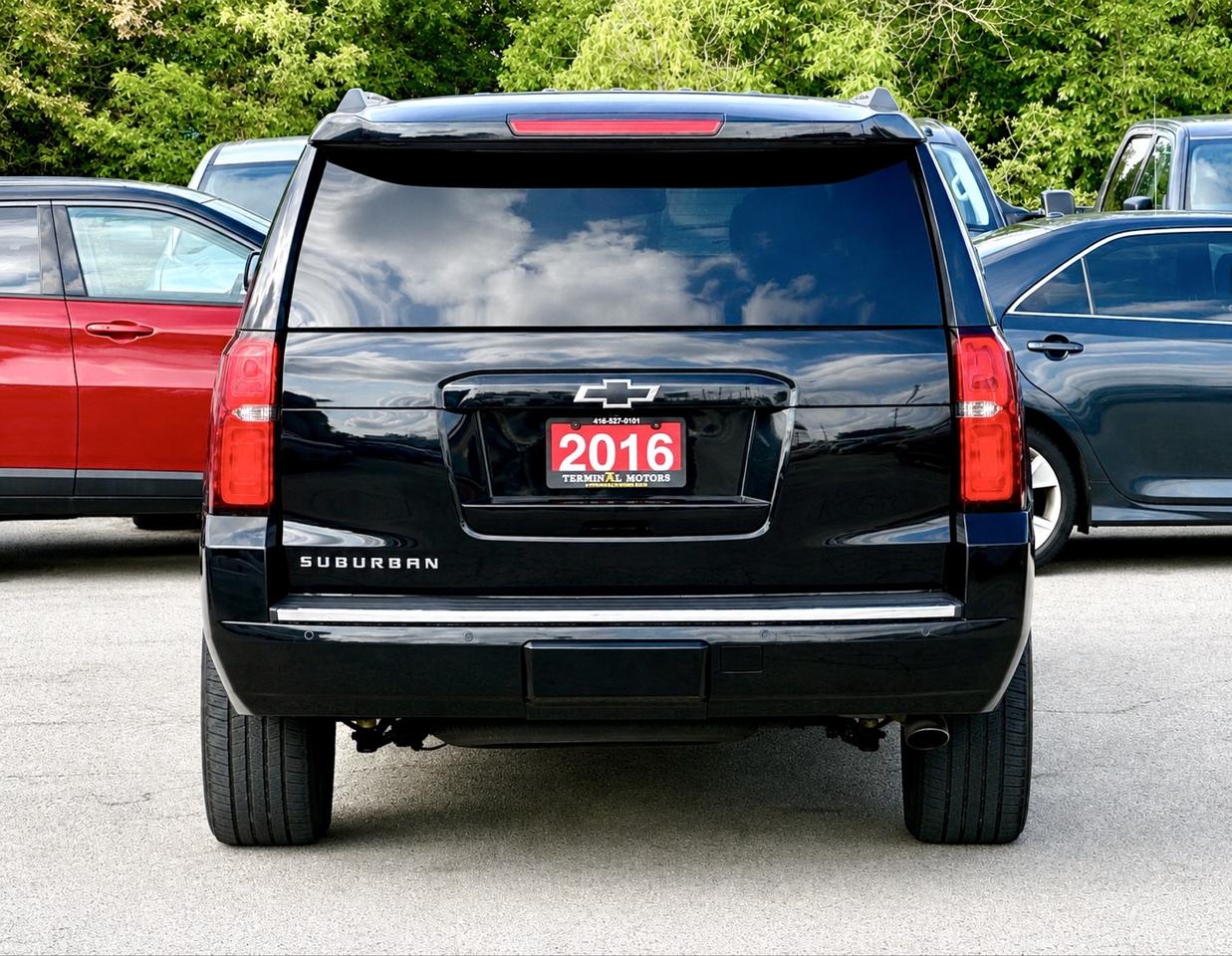 2016 Chevrolet Suburban LTZ Photo