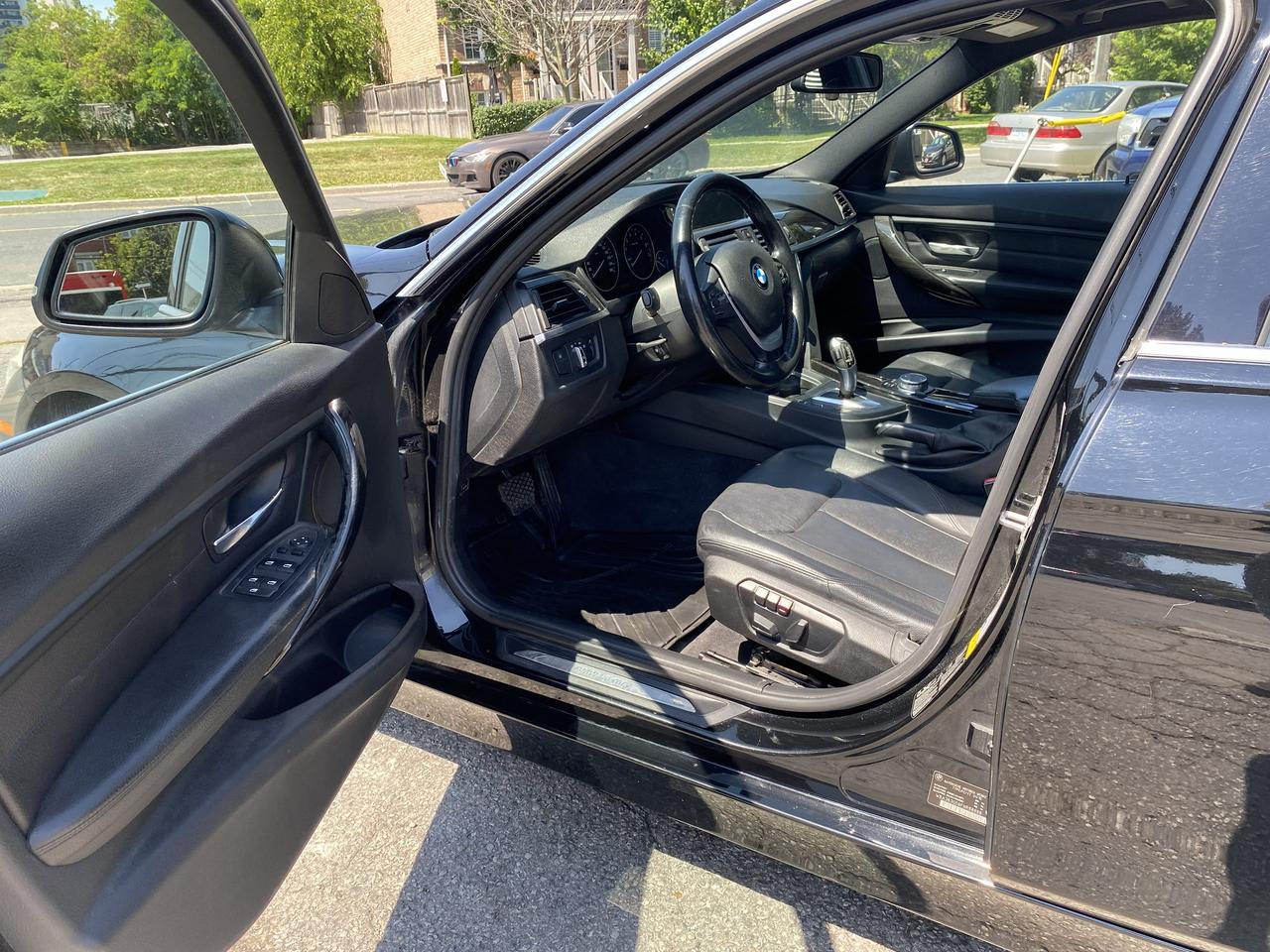 2015 BMW 3 Series Accident Free/AWD/Automatic/Navi/Backup Camera Photo