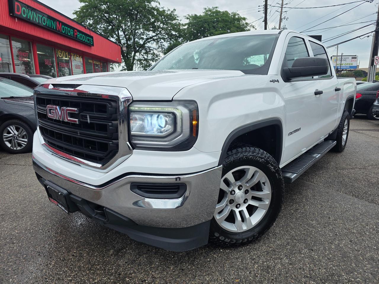 2018 GMC Sierra 1500 4WD Crew Cab Photo