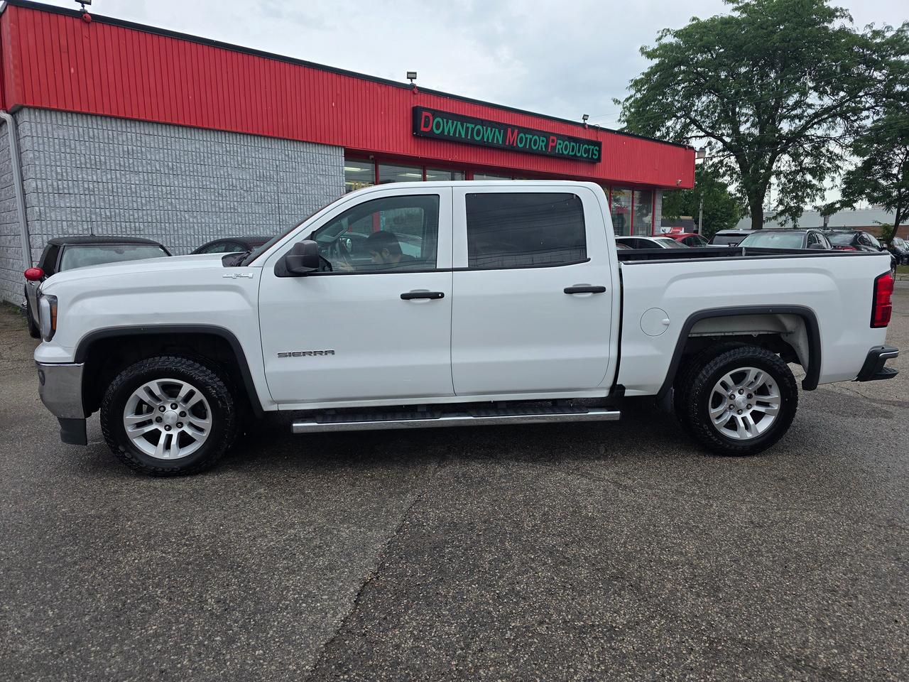 2018 GMC Sierra 1500 4WD Crew Cab Photo