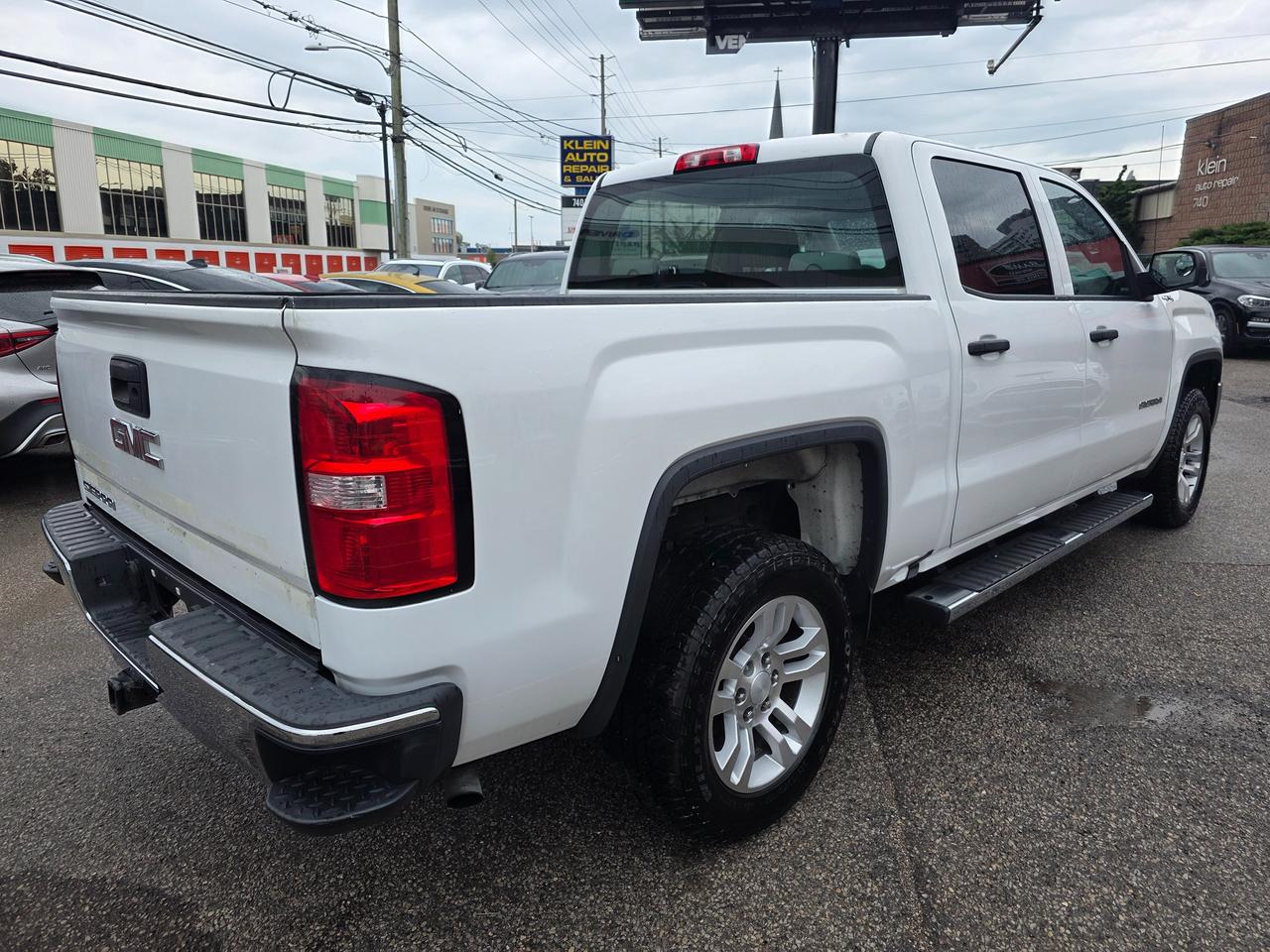 2018 GMC Sierra 1500 4WD Crew Cab Photo