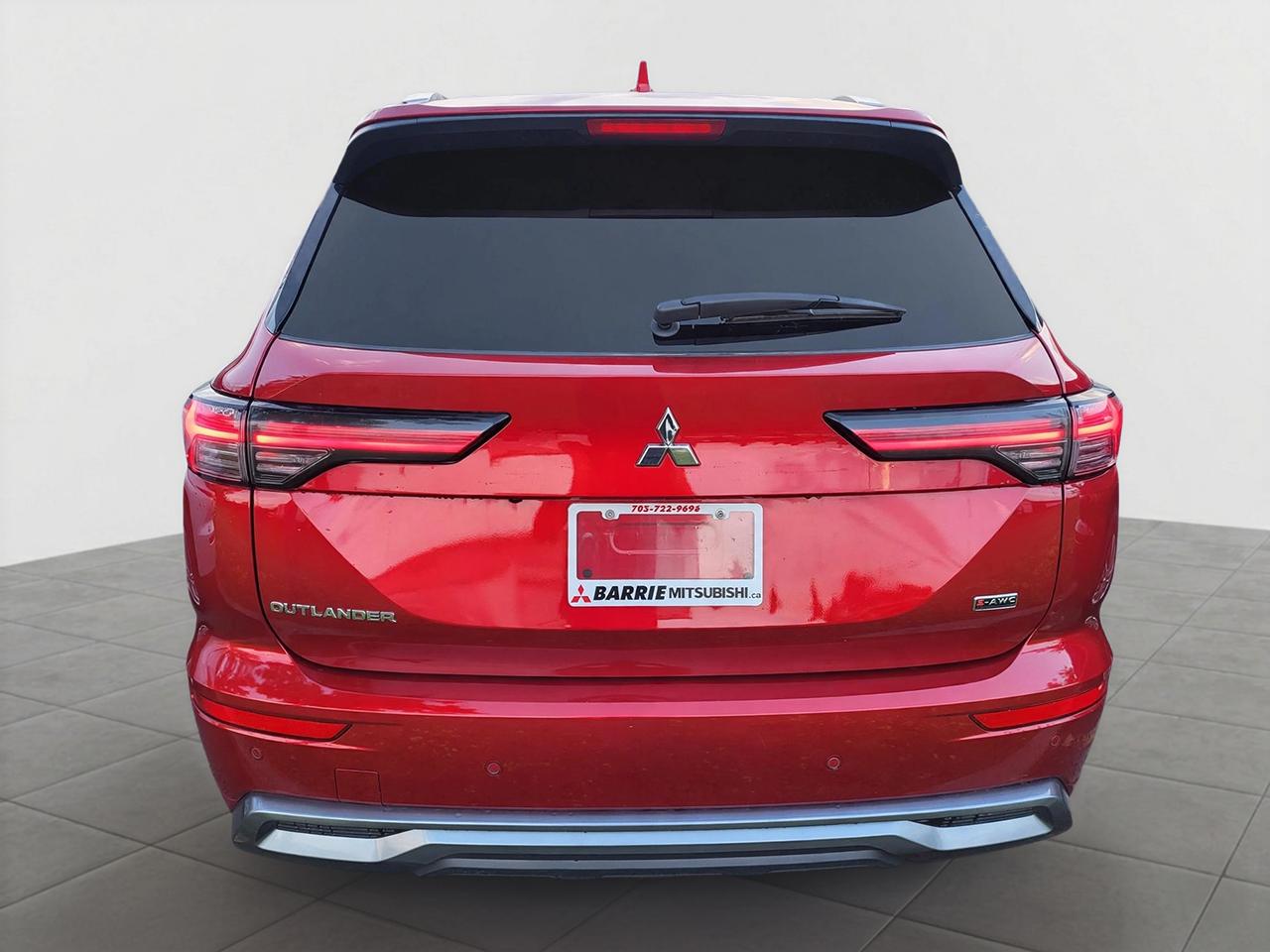 2025 Mitsubishi Outlander GT Photo3