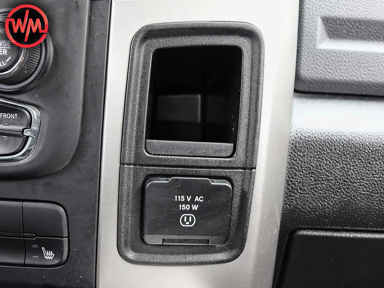 2018 RAM 1500 SLT*DIESEL*HEATED LEATHER SEATS*BLUETOOTH*REV-CAM Photo