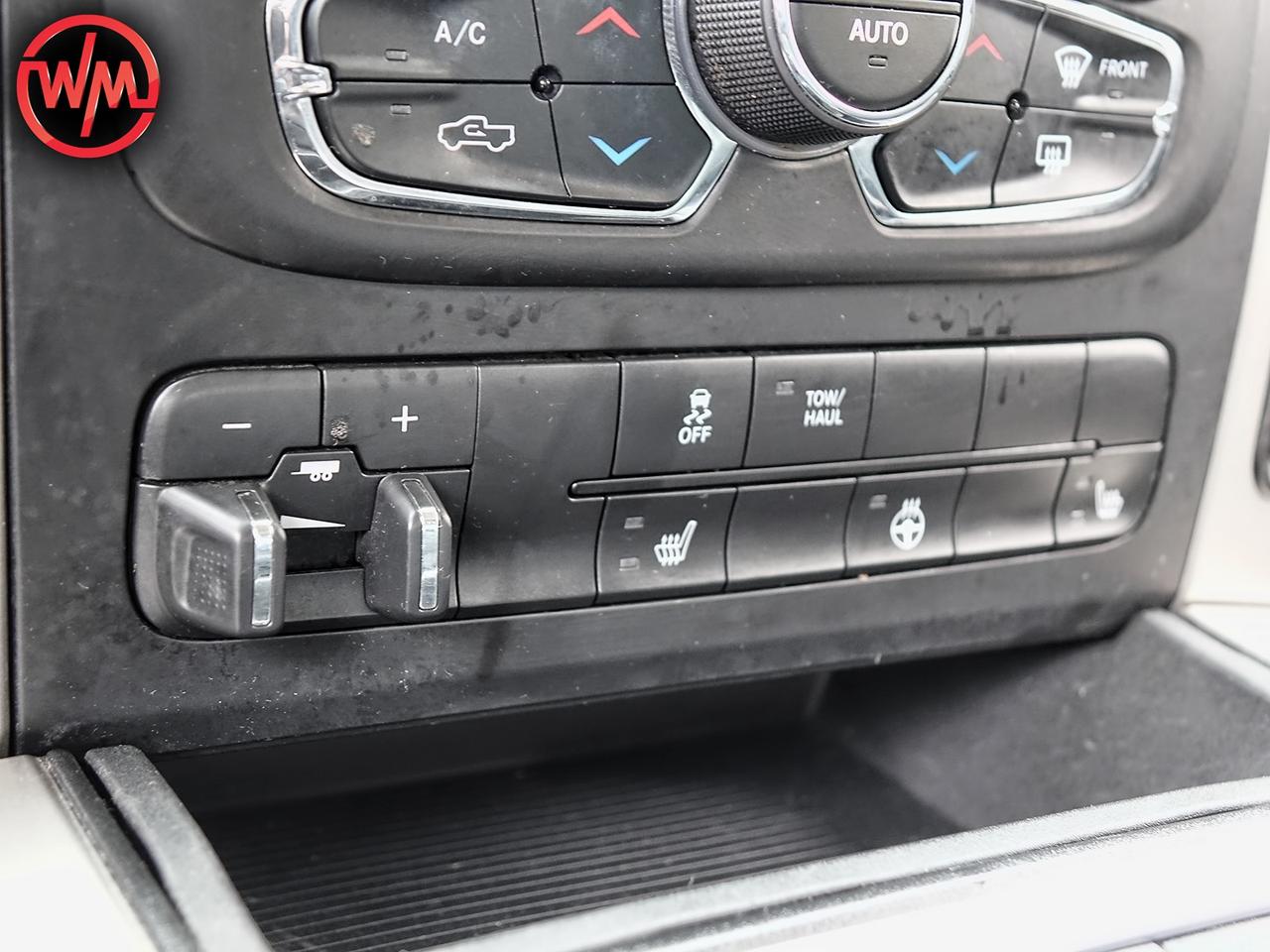 2018 RAM 1500 SLT*DIESEL*HEATED LEATHER SEATS*BLUETOOTH*REV-CAM Photo