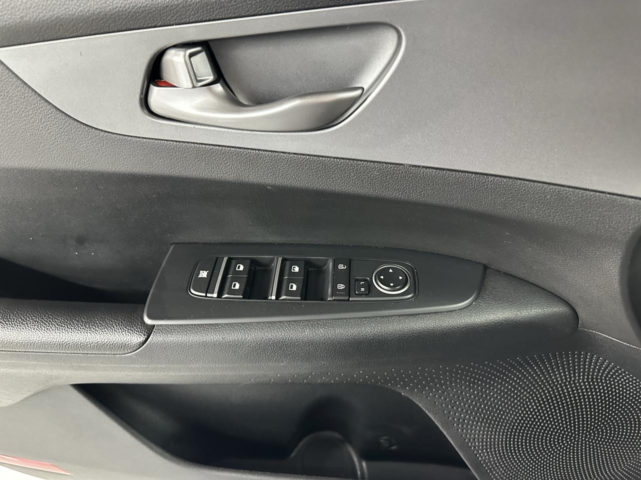 2020 Kia Forte LX IVT Photo11