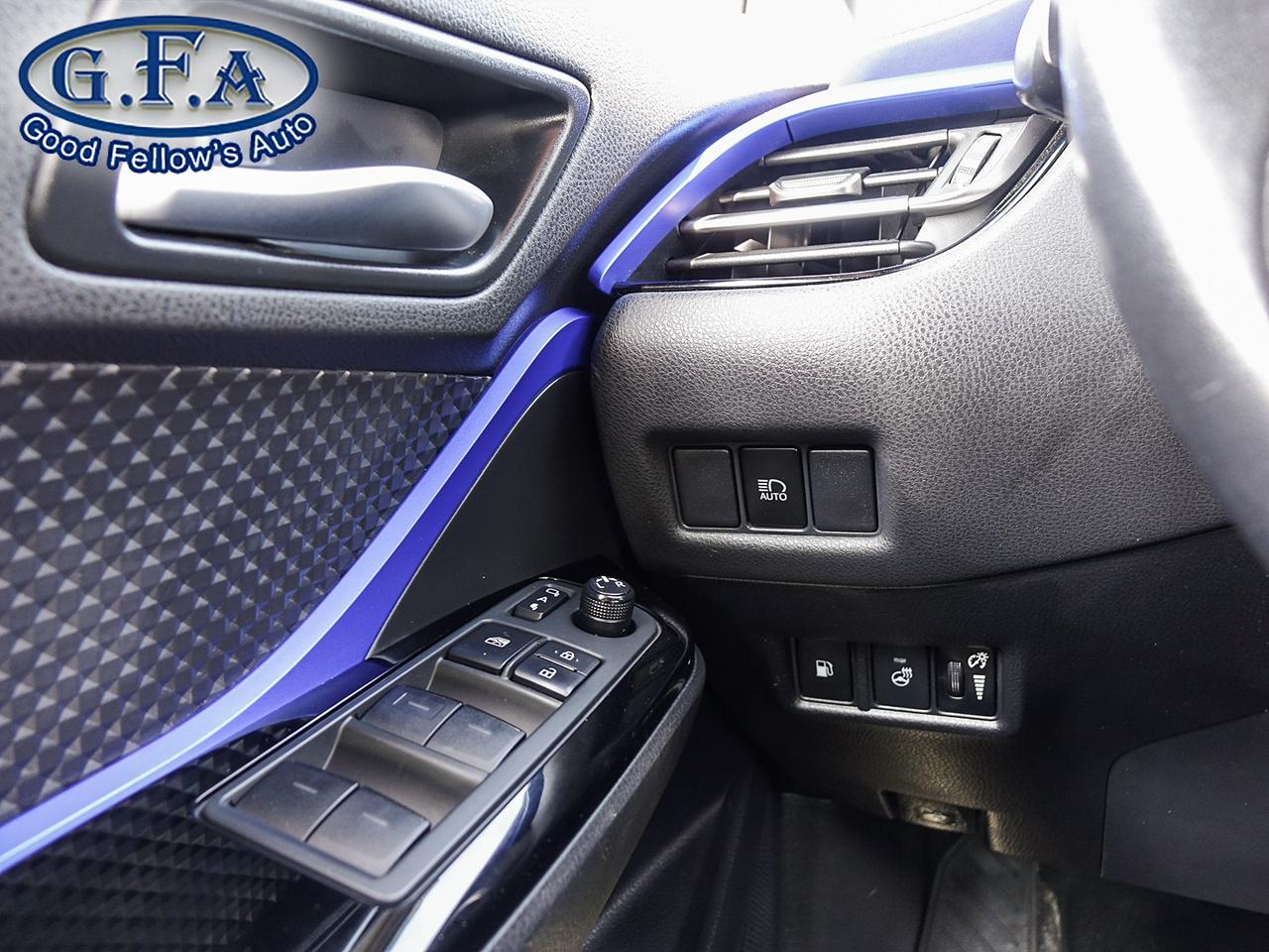 2021 Toyota C-HR XLE PACKAGE, HEATED SEATS, REARVIEW CAMERA, LANE D Photo