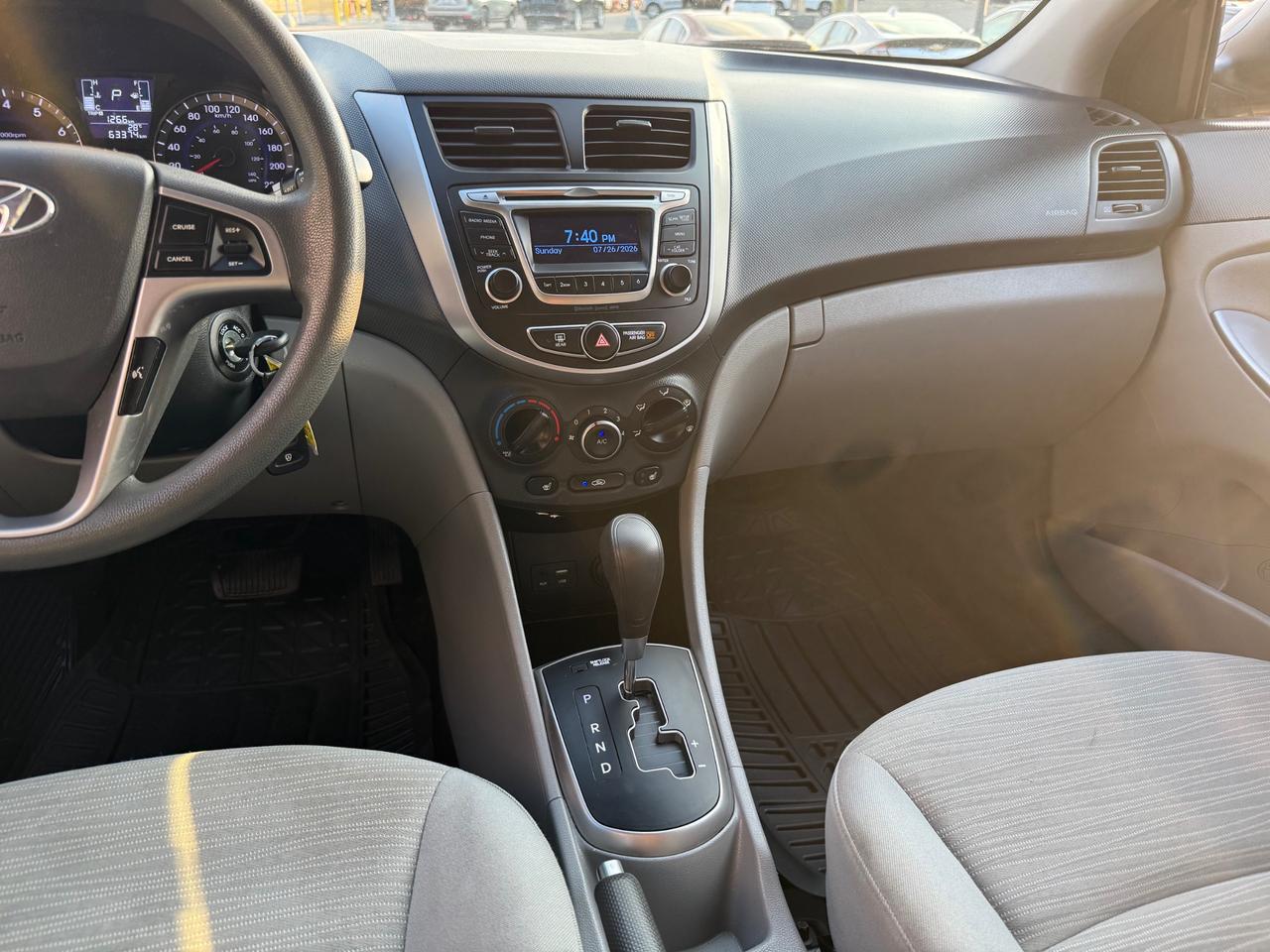2015 Hyundai Accent GL NEW ARRIVAL | ONE OWNER | ACCIDENT FREE | EXCELLENT MAINTENANCE Photo