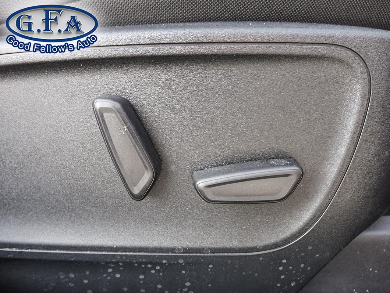 2021 Ford Escape TITANIUM PACKAGE, AWD, LEATHER SEATS, REARVIEW CAM Photo11