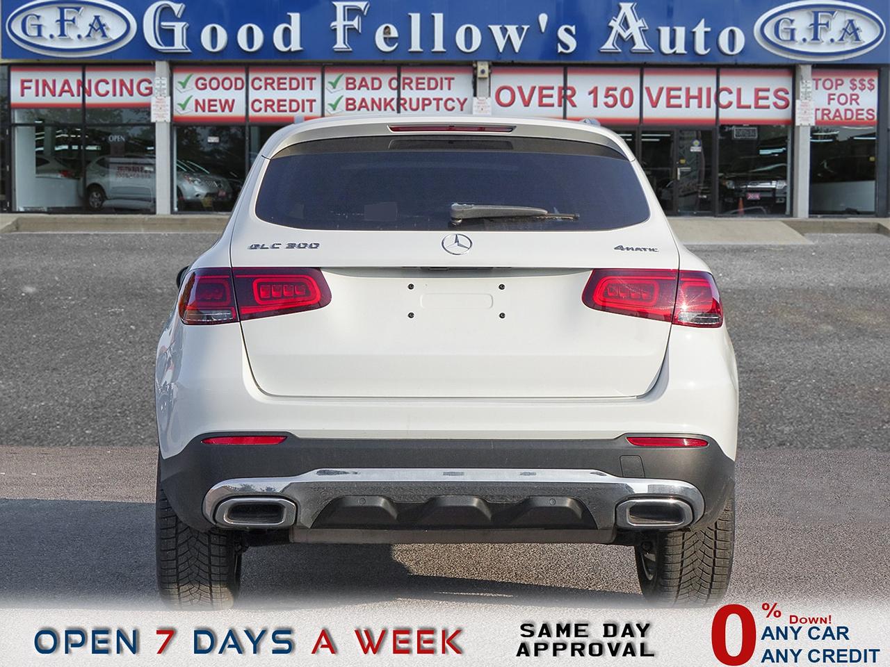 2022 Mercedes-Benz GLC-Class 4MATIC, PREMIUM PACKAGE, LEATHER SEATS, PANORAMIC Photo4