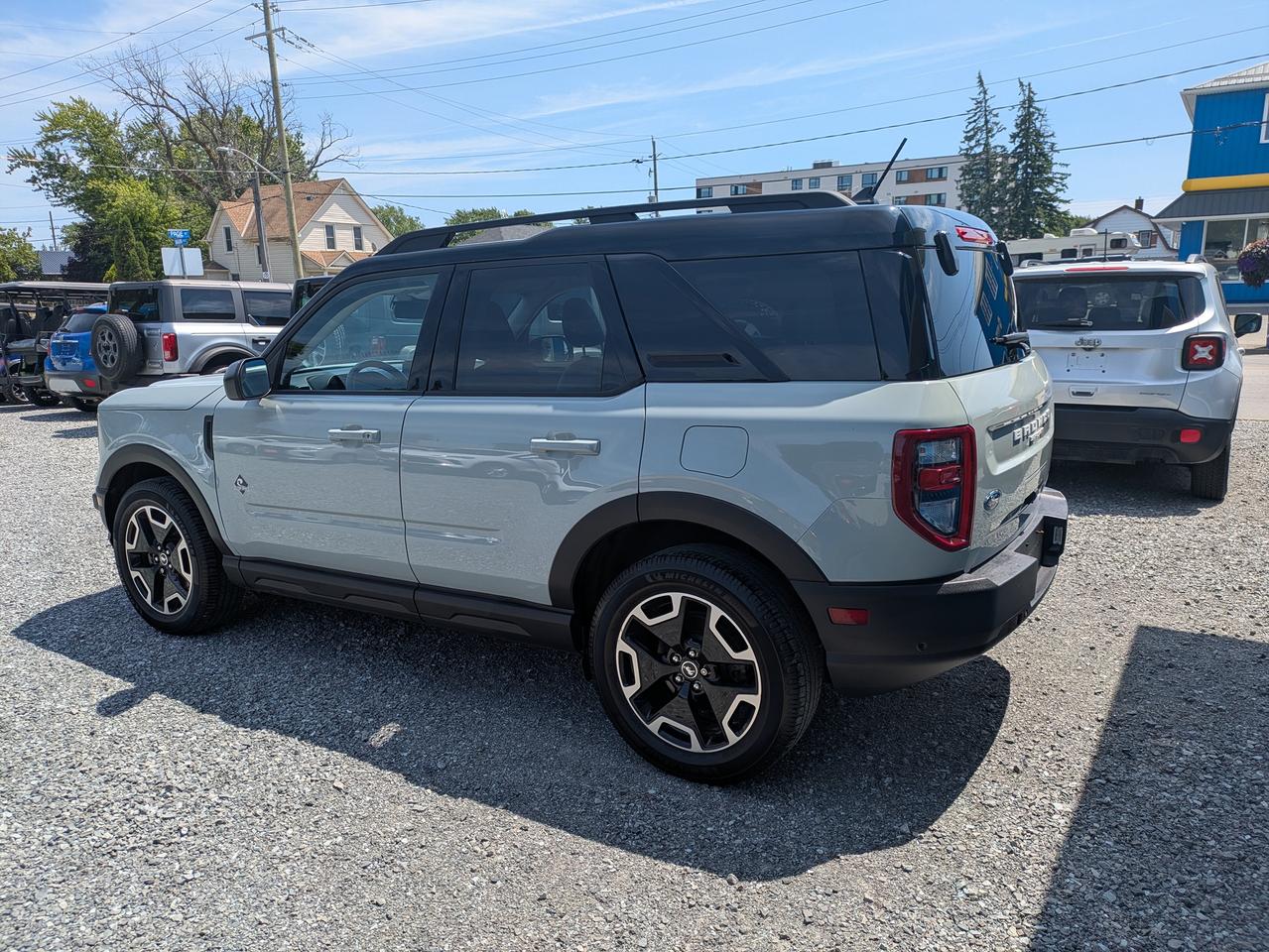 2021 Ford Bronco Sport Outer Banks 4x4 Photo2