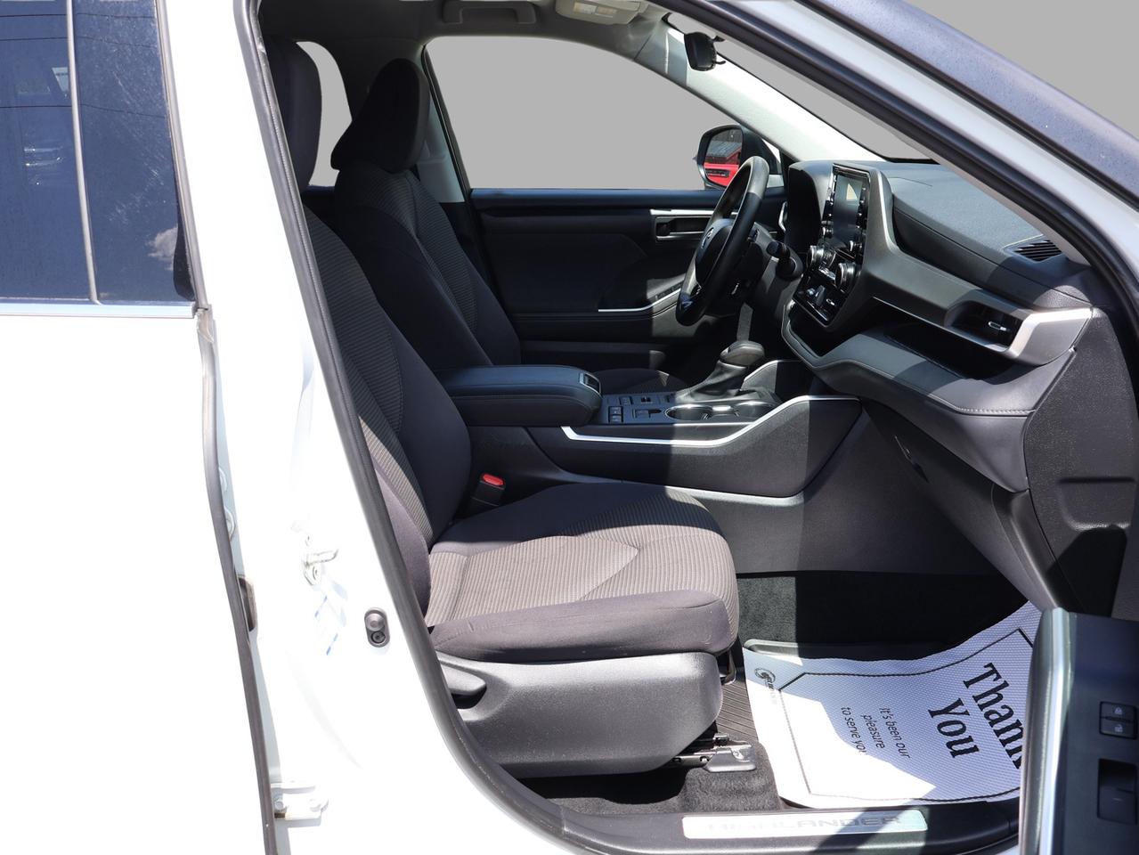 2020 Toyota Highlander V6 LE AWD CERTIFIED *LOW KMS* CAMERA BLUETOOTH HEATED SEATS CRUISE ALLOYS Photo