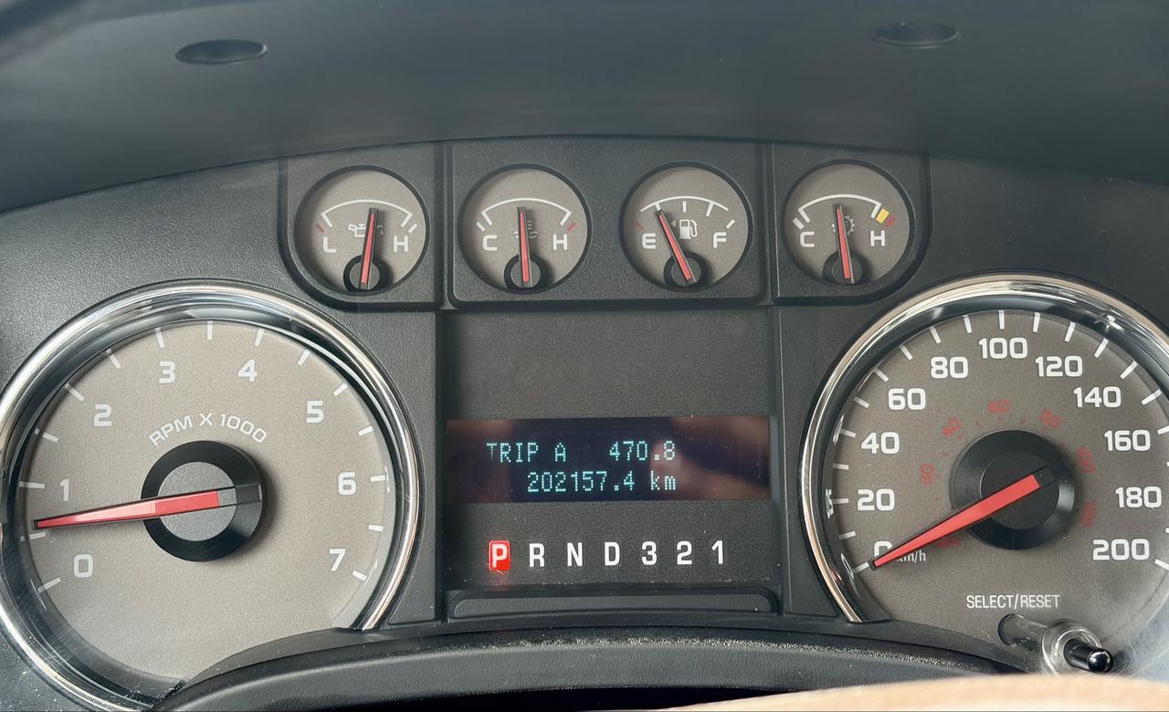 2010 Ford F-150 4WD SUPERCREW 145" XLT Photo11