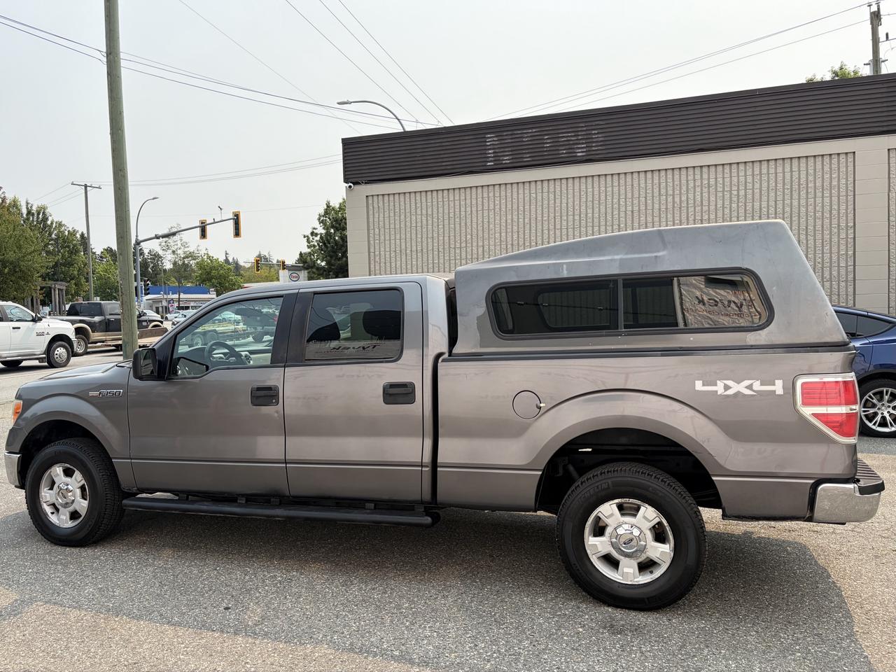 2010 Ford F-150 4WD SUPERCREW 145" XLT Photo8