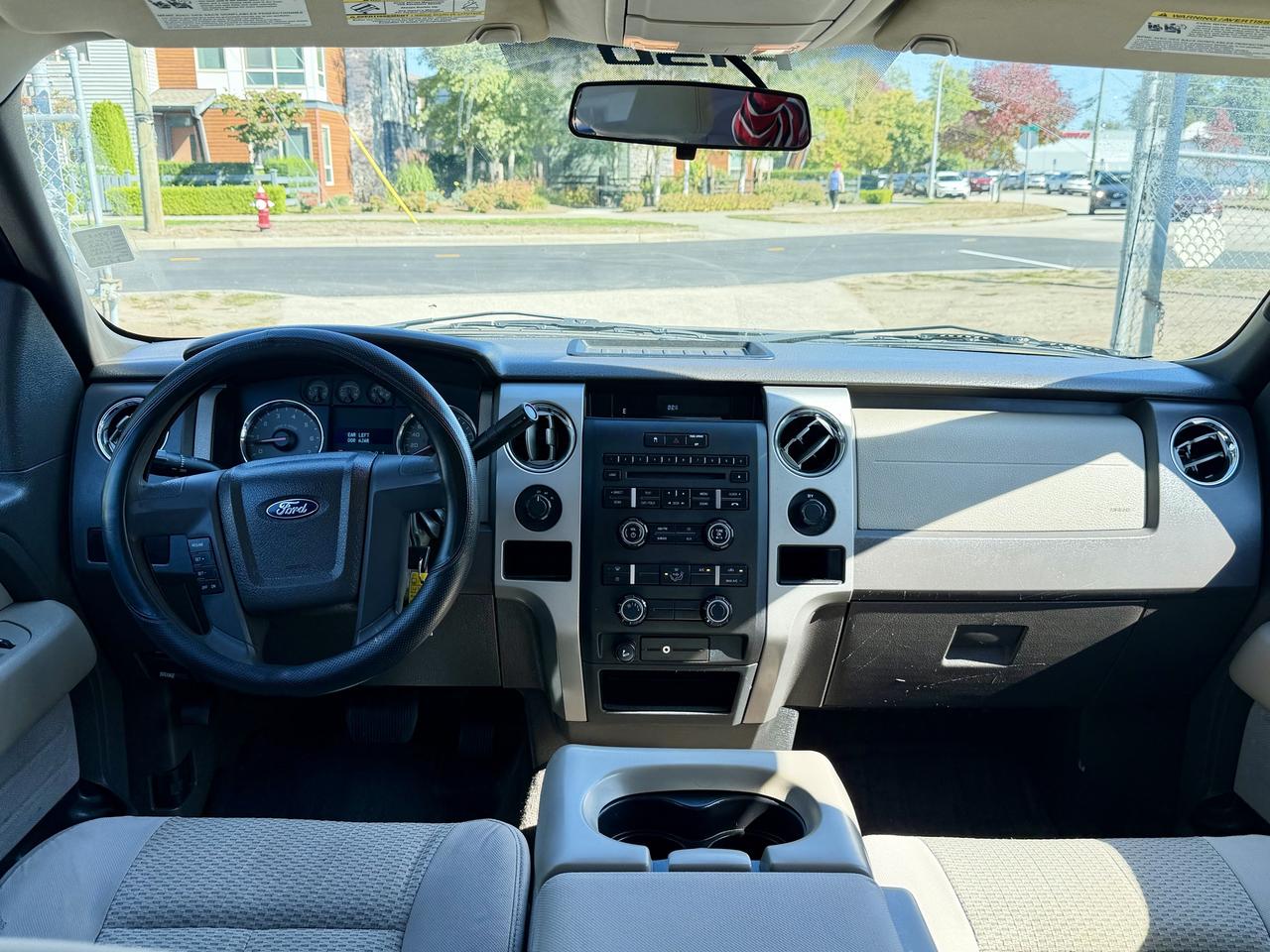 2010 Ford F-150 4WD SUPERCREW 145" XLT Photo10