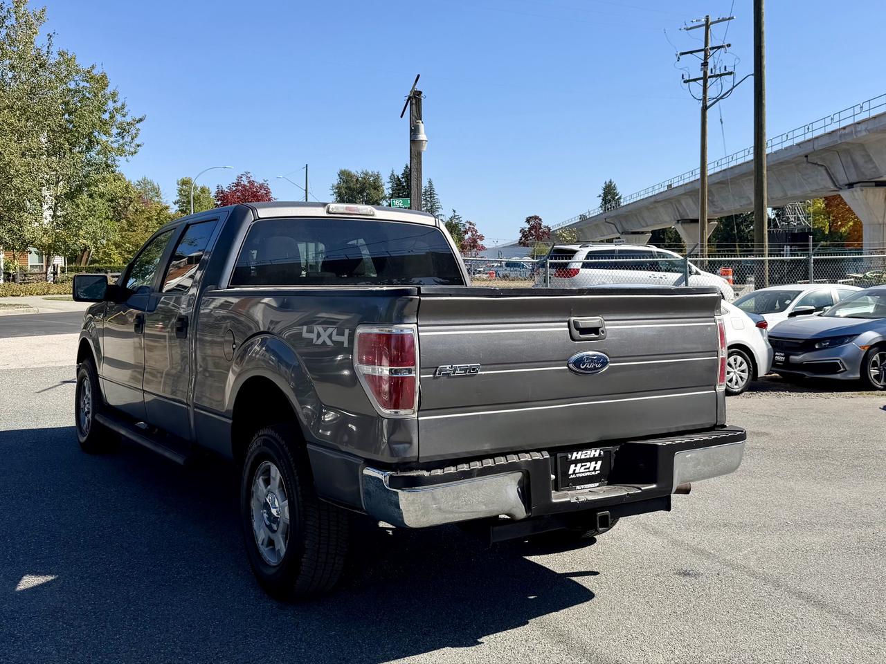 2010 Ford F-150 4WD SUPERCREW 145" XLT Photo7