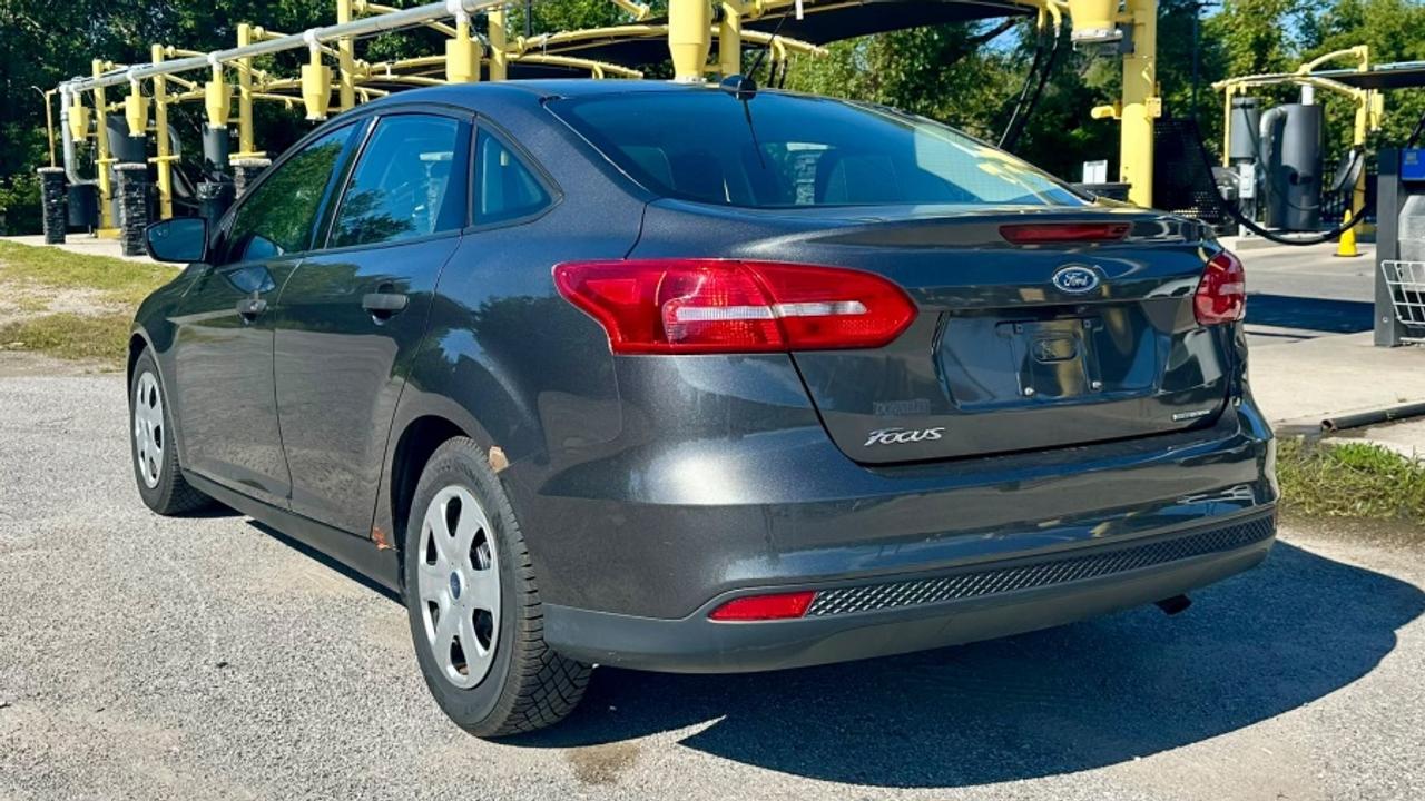 2015 Ford Focus * S * NO ACCIDENTS * S Photo