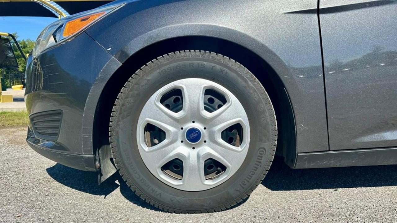 2015 Ford Focus * S * NO ACCIDENTS * S Photo