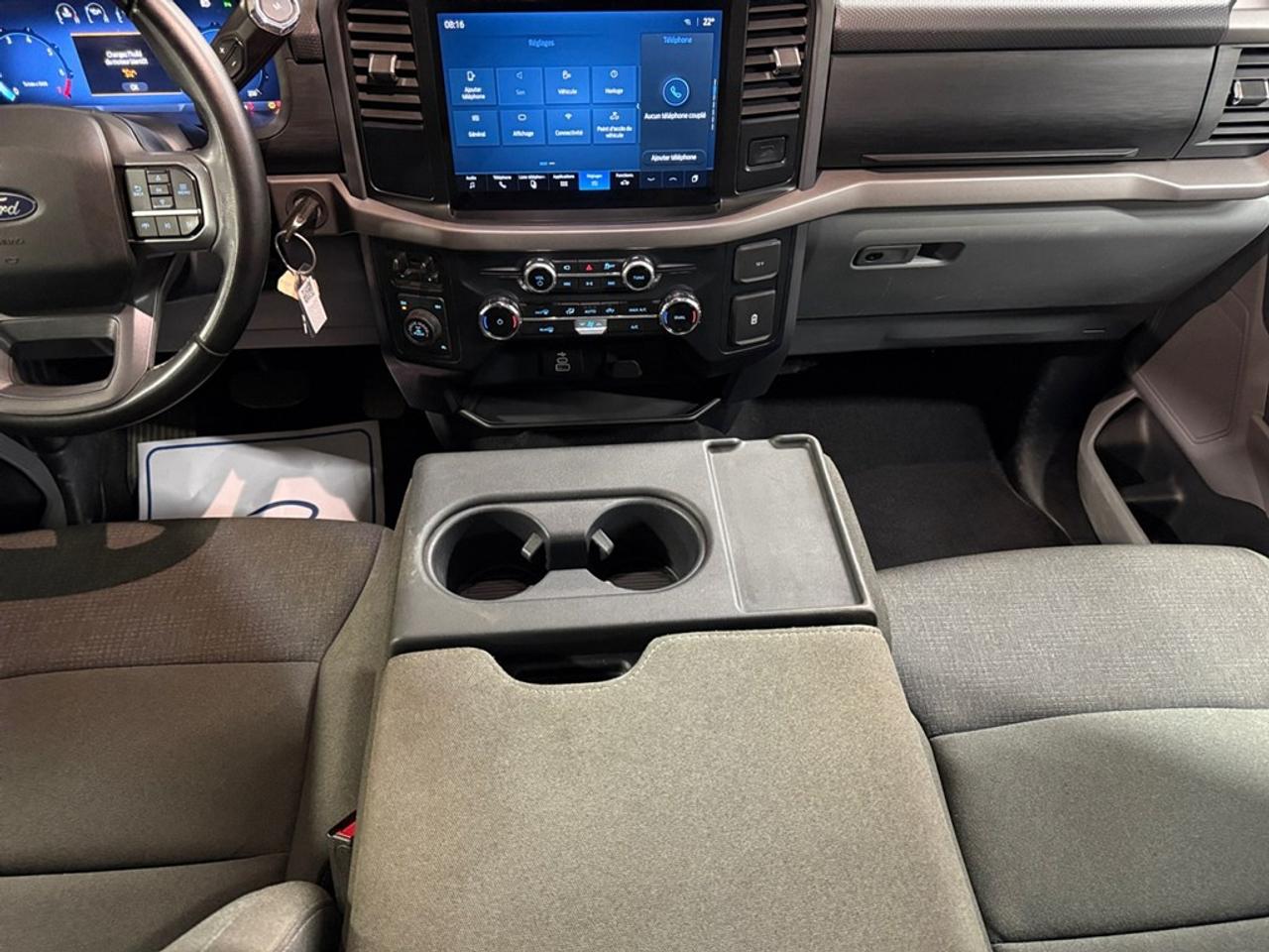 2025 Ford F-150 XLT 4WD SuperCrew 6.5' Box Photo