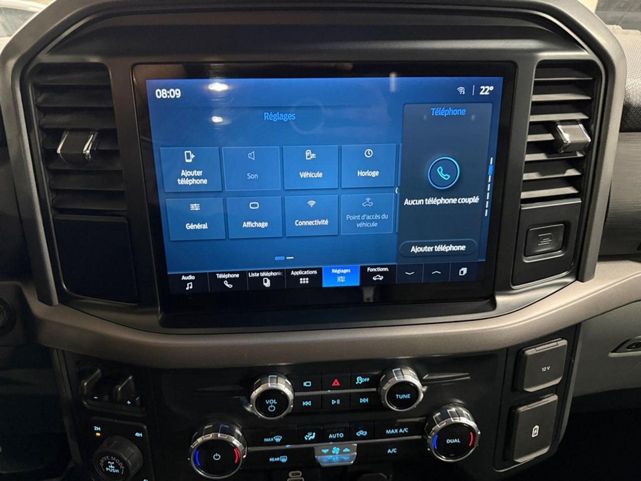2025 Ford F-150 XLT 4WD SuperCrew 6.5' Box Photo