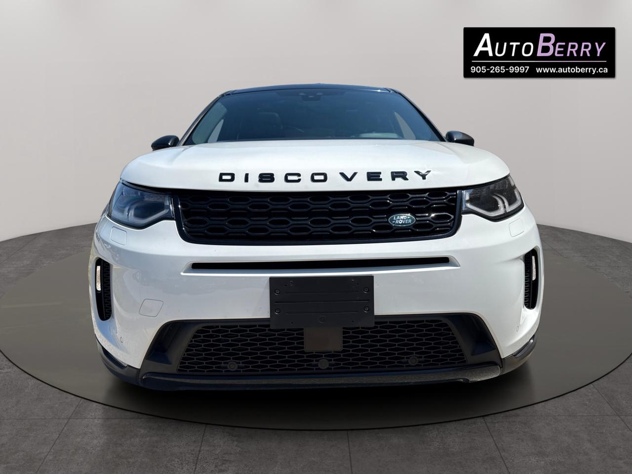 2020 Land Rover Discovery Sport SE Photo