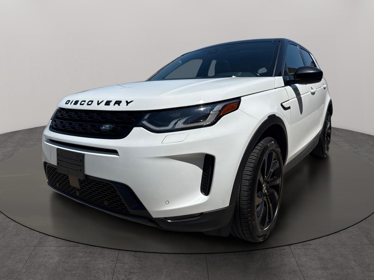 2020 Land Rover Discovery Sport SE Photo