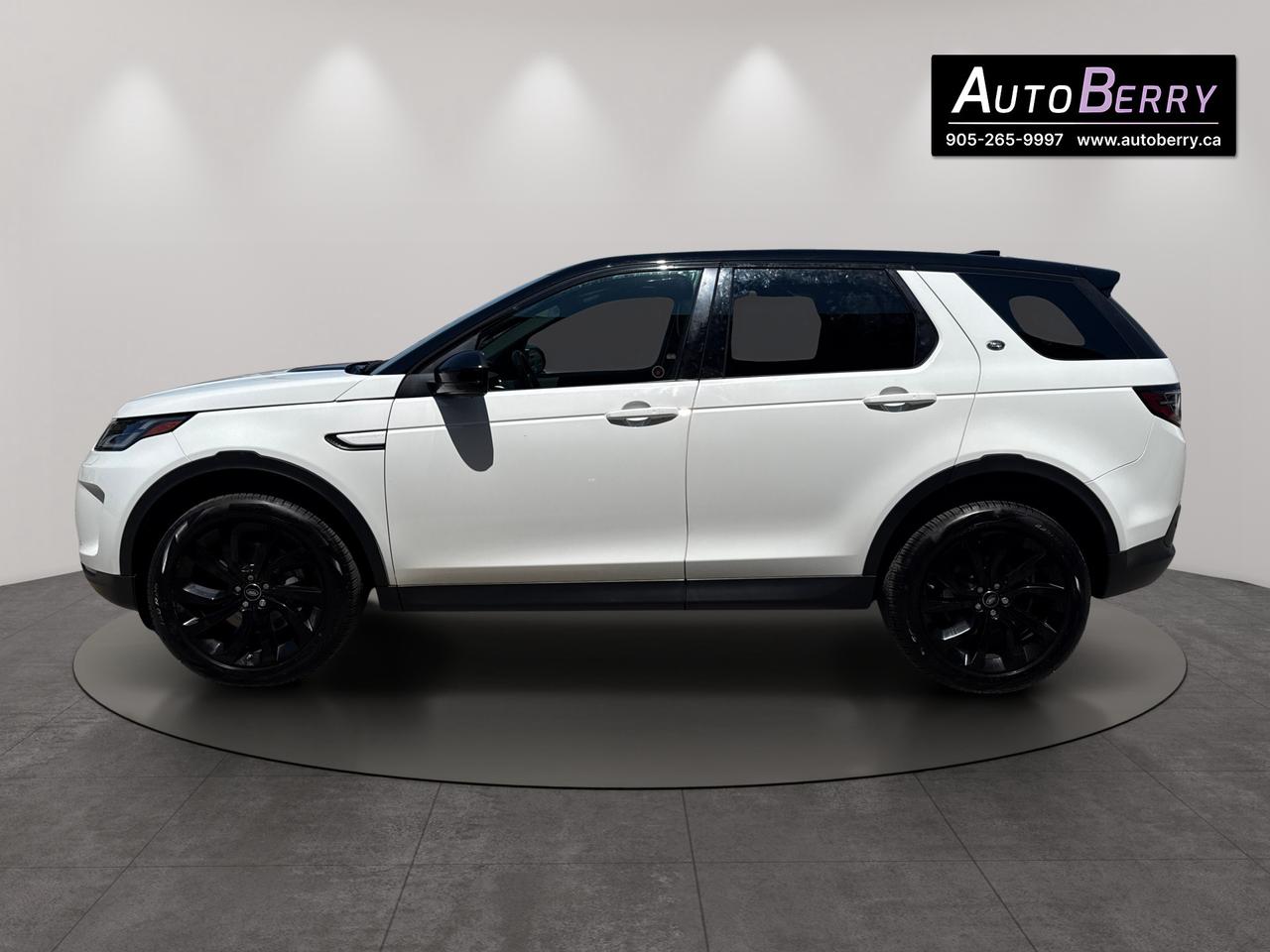 2020 Land Rover Discovery Sport SE Photo