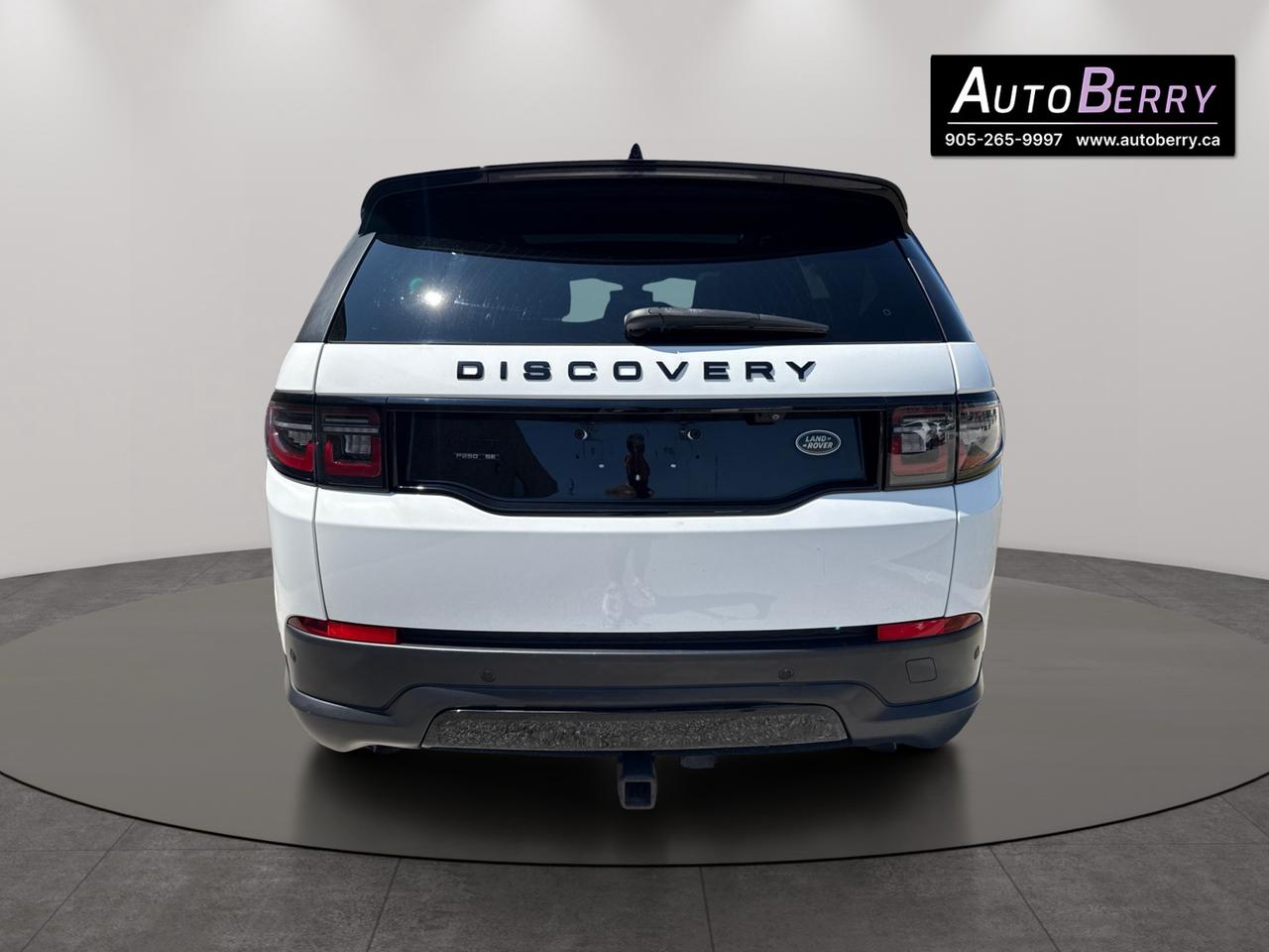 2020 Land Rover Discovery Sport SE Photo