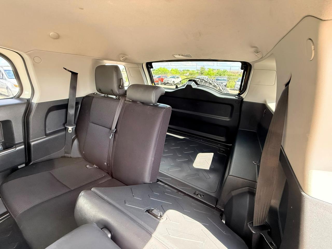 2013 Toyota FJ Cruiser 4WD 4dr Photo