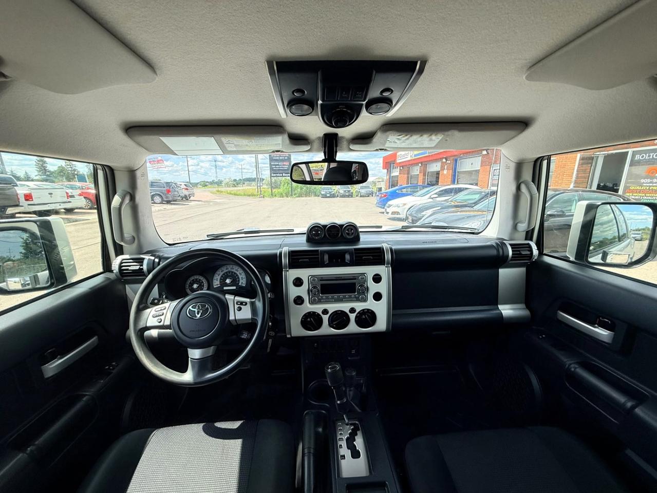 2013 Toyota FJ Cruiser 4WD 4dr Photo